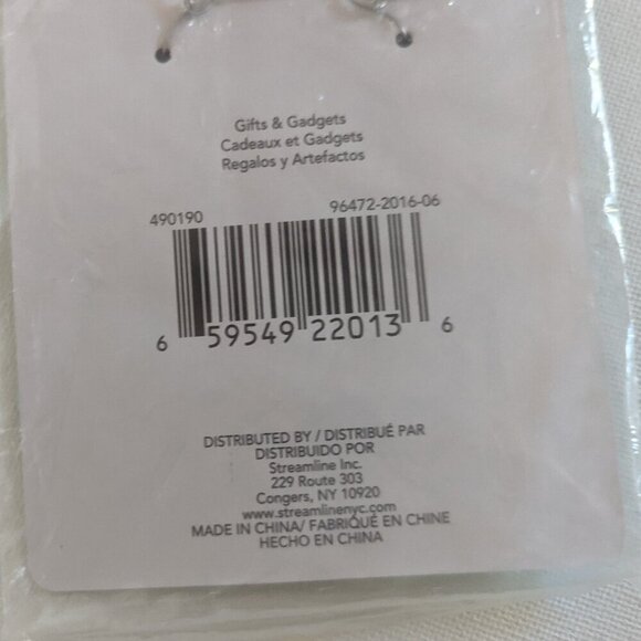 NWT Fun Streamline Purple Astronaut Bottle Opener NFL Football Beach Pool Party - Picture 7 of 7